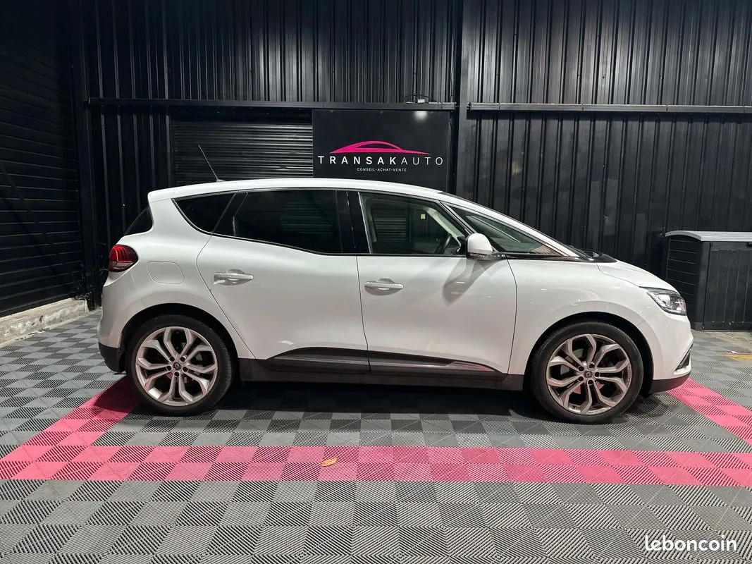 Renault Scenic 2020 photo 3