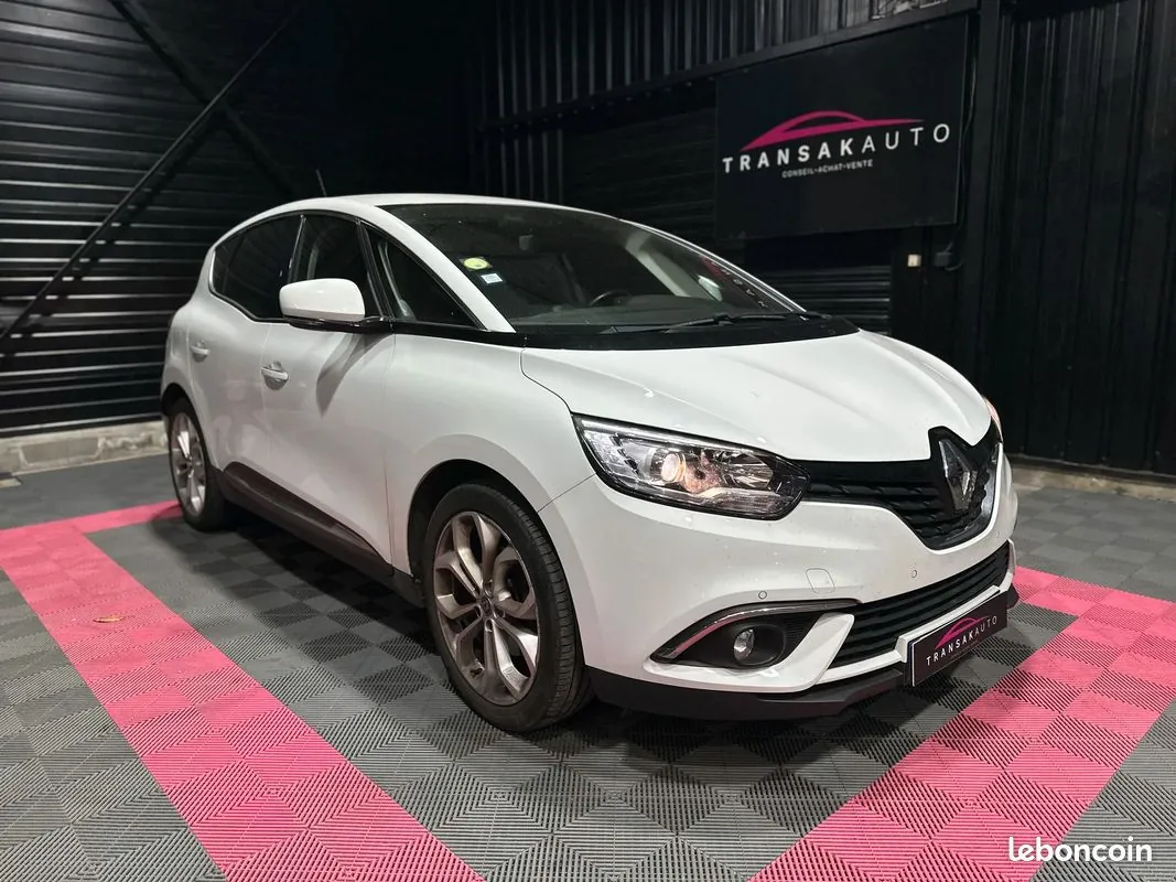Renault Scenic 2020 photo 2