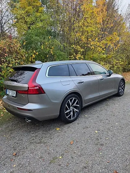 Volvo V60 2020 photo 3