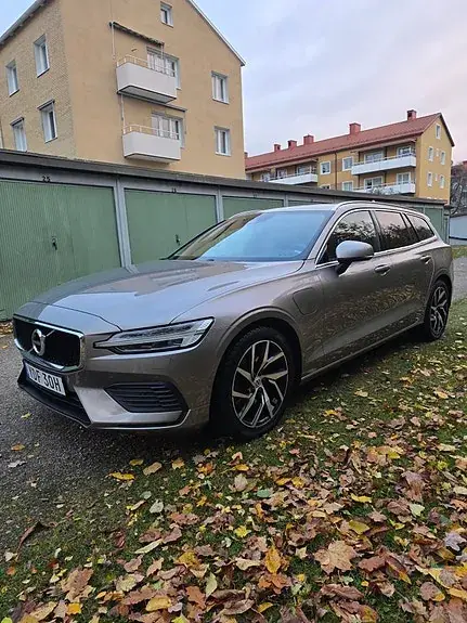 Volvo V60 2020 photo 2