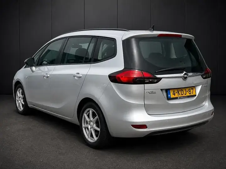 Opel Zafira 2013 photo 3