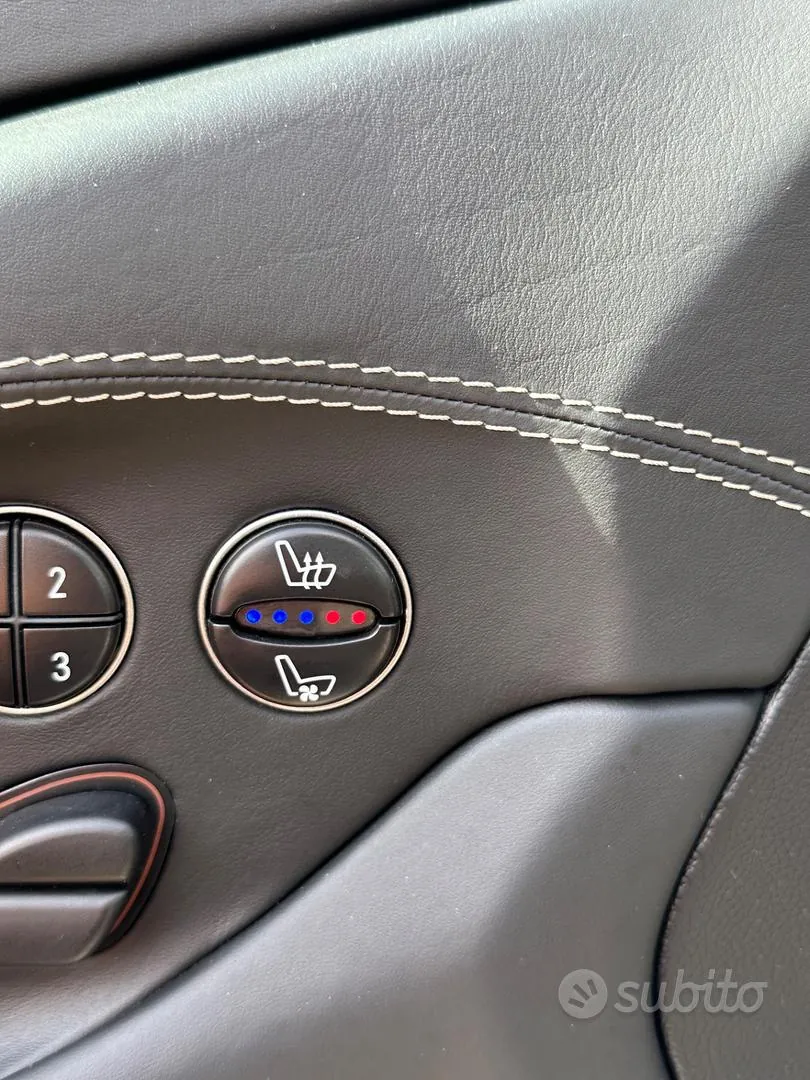 Mercedes-Benz Sl 500 2005 photo 3