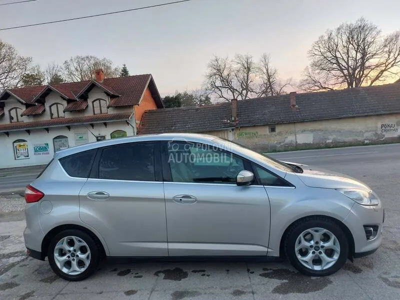 Ford C-Max 2011 photo 2