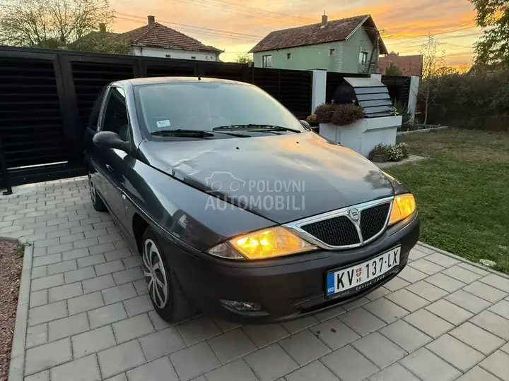 Lancia Ypsilon 2001 photo 5