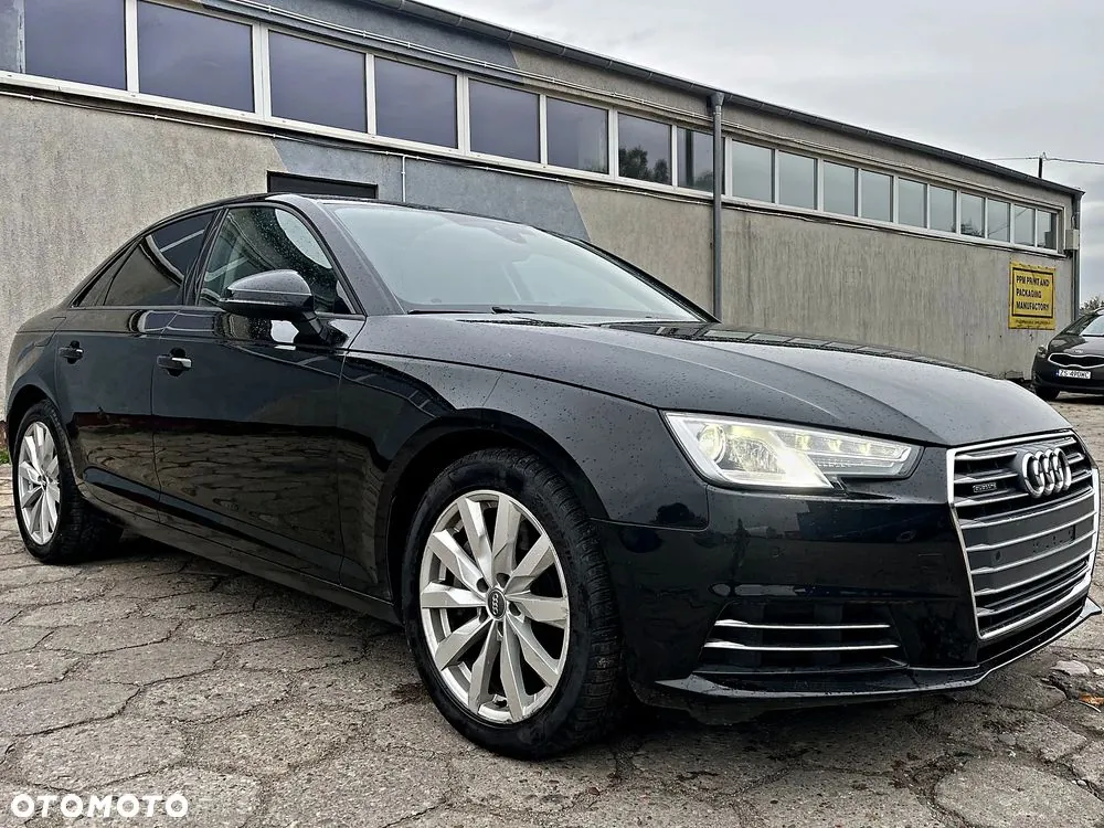 Audi A4 Limousine