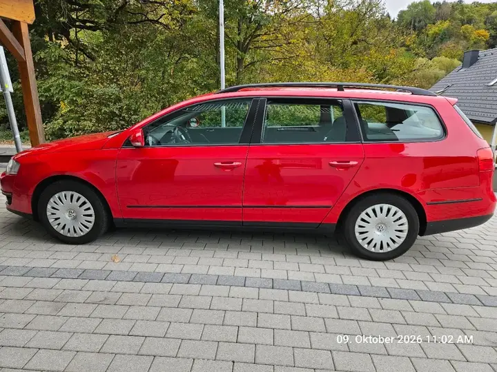 Volkswagen Passat 2010 photo 2