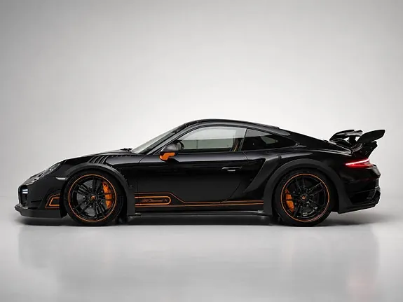 Porsche 911 Turbo S 2018 photo 2