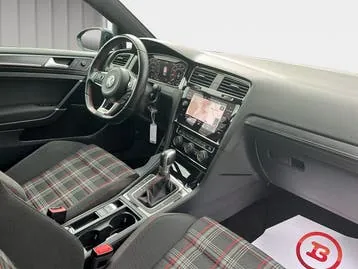 Volkswagen Golf Gti 2019 photo 2