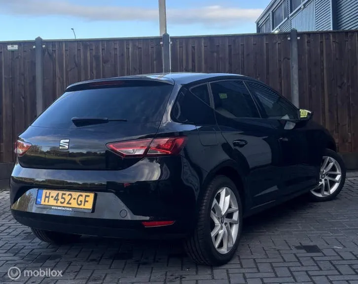 Seat Leon 2015 photo 3