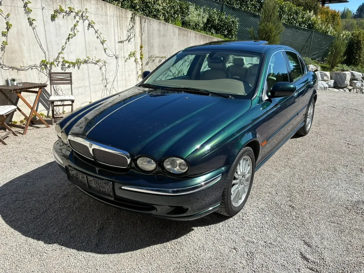 Jaguar X-Type 2001 photo 2