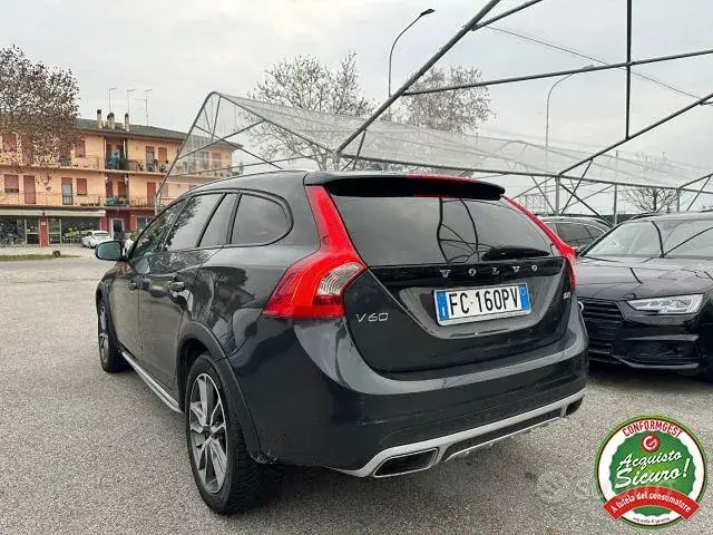 Volvo V60 2016 photo 3