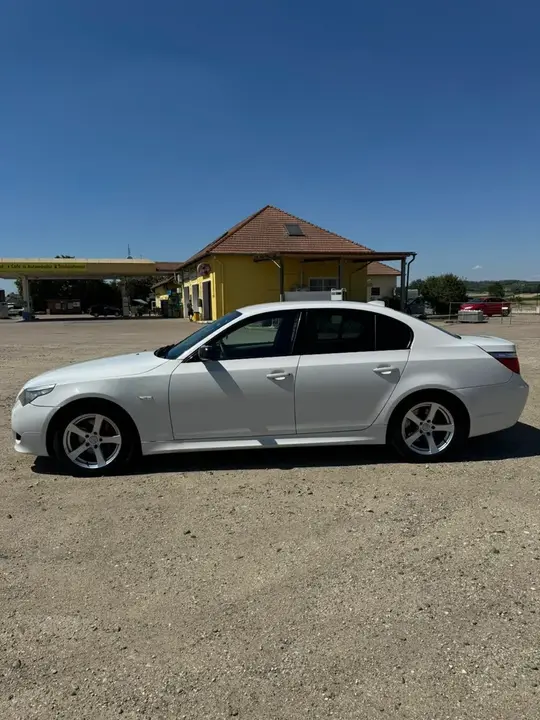 BMW 5 Series 2007 photo 3