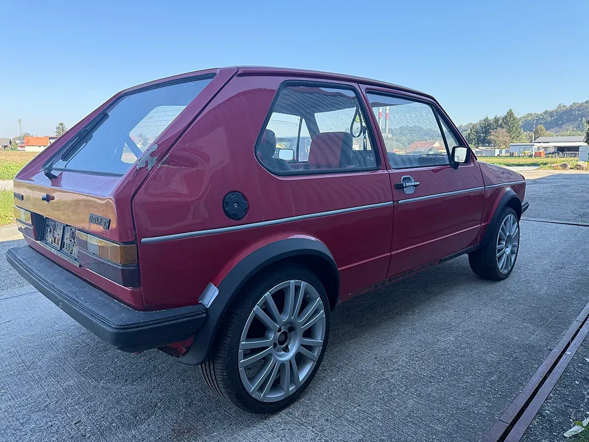 Volkswagen Golf 1979 photo 3