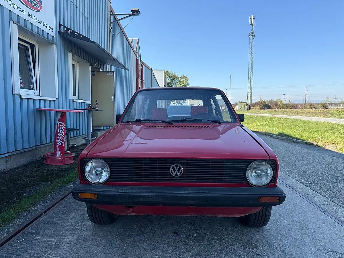 Volkswagen Golf 1979 photo 2
