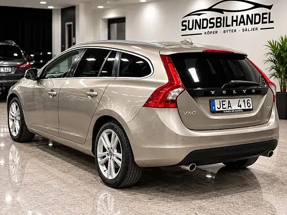 Volvo V60 2011 photo 3