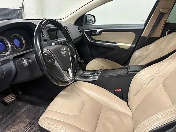 Volvo V60 2011 photo 5