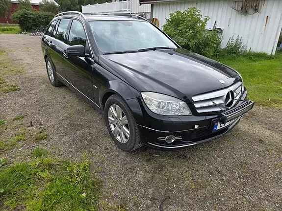 Mercedes-Benz C200 2010 photo 3