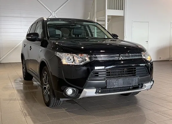 Mitsubishi Outlander 2015 photo 2