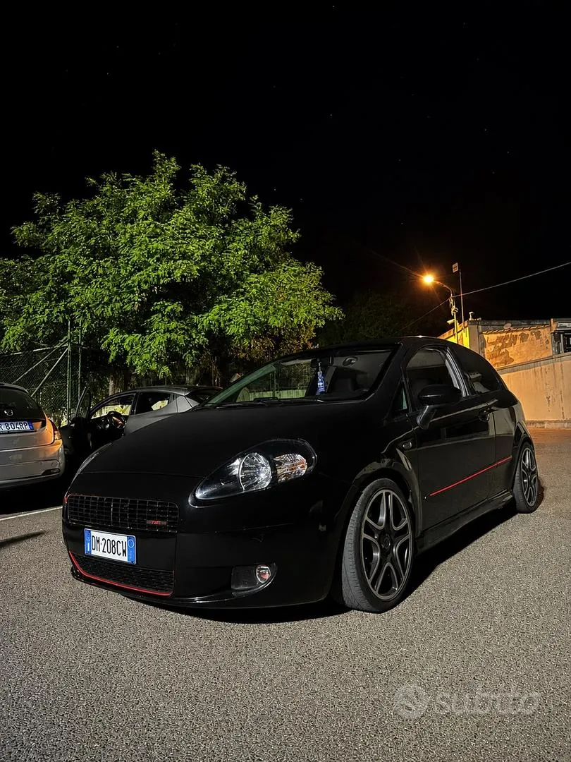 Fiat Grande Punto 2007 photo 2