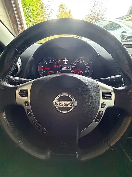 Nissan Qashqai 2011 photo 2