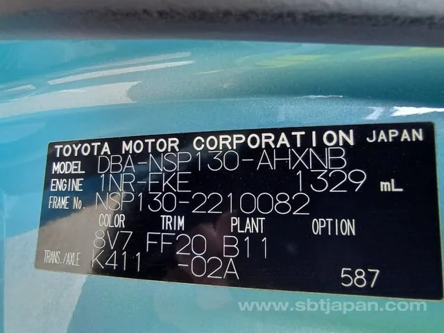 Toyota Vitz F 2015 photo 5