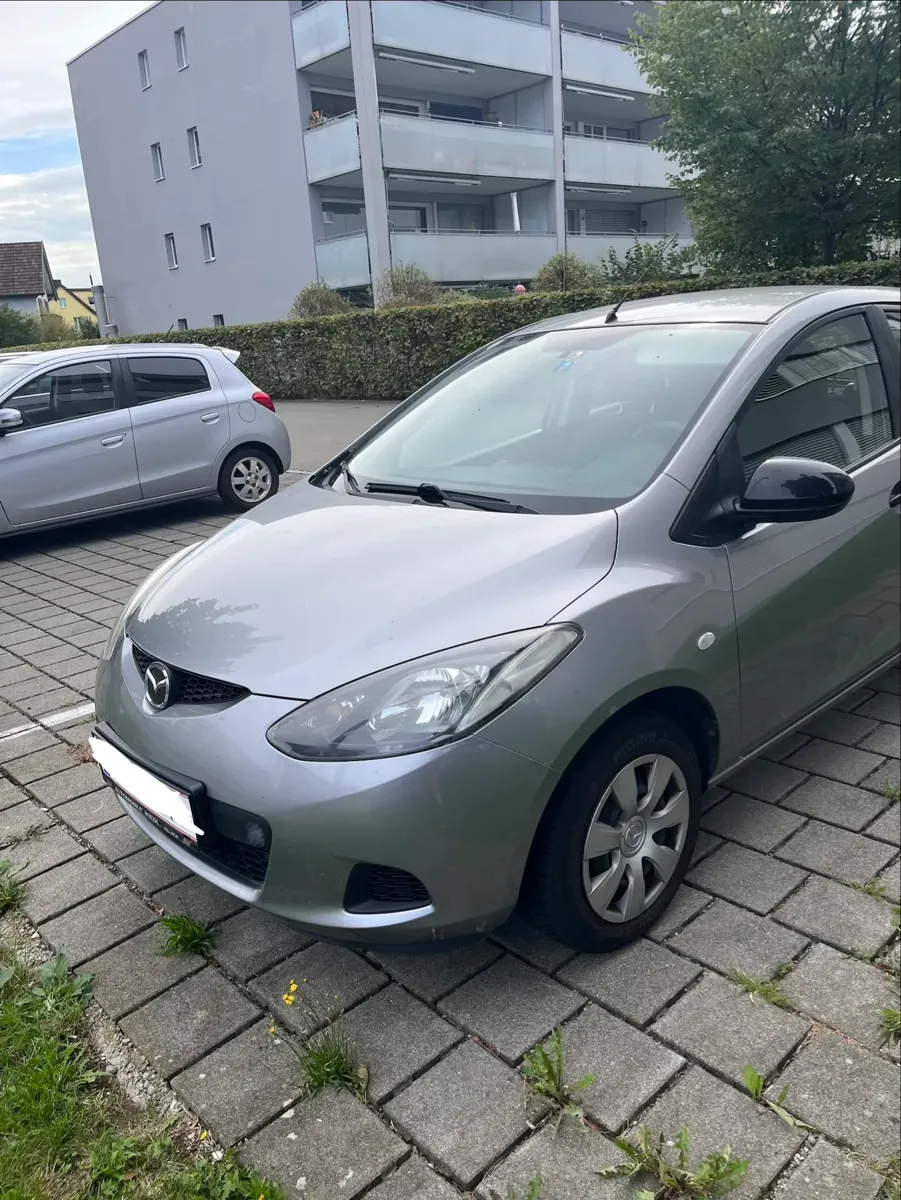 Mazda Mazda2