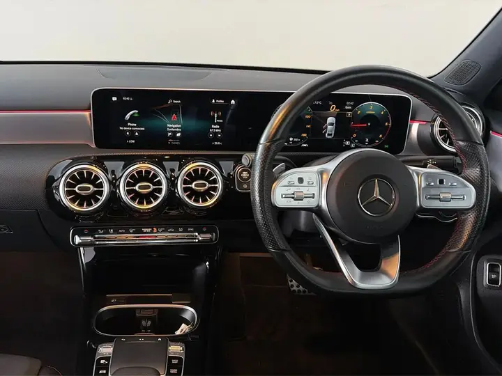 Mercedes-Benz A-Class 2019 photo 5