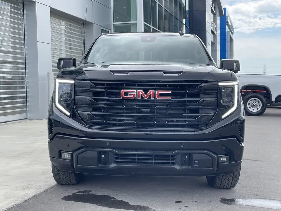 GMC Sierra 1500 2026 photo 2
