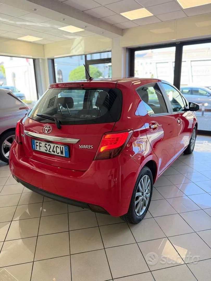Toyota Yaris 2016 photo 4