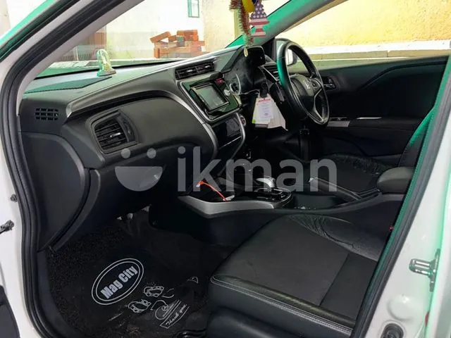 Honda Grace 2015 photo 3