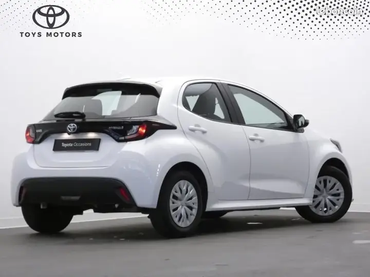 Toyota Yaris 2021 photo 3