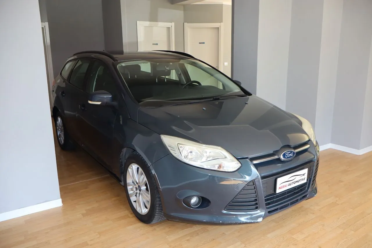 Ford Focus 2012 photo 3