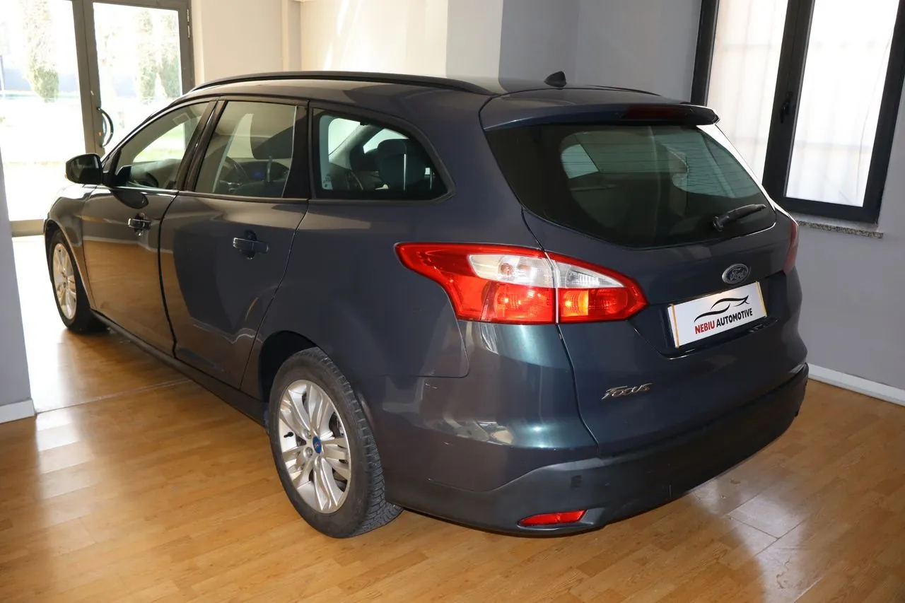 Ford Focus 2012 photo 4