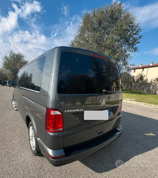Volkswagen Caravelle 2017 photo 2
