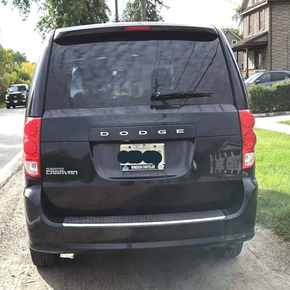 Dodge Grand Caravan 2016 photo 2