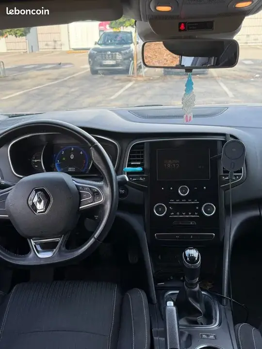 Renault Scenic 2016 photo 3