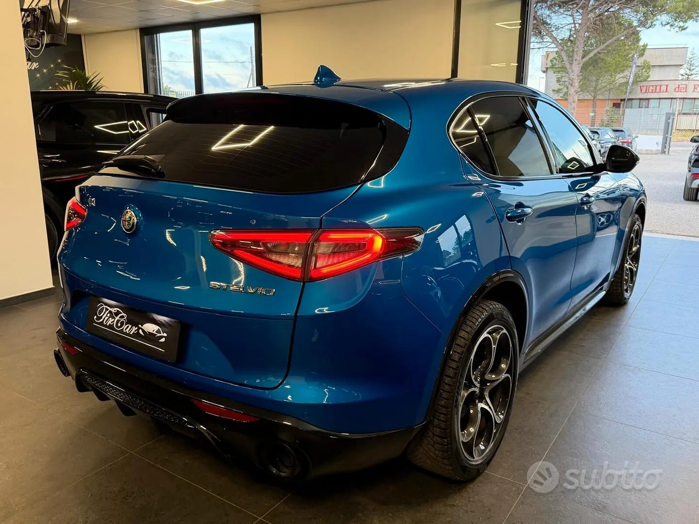 Alfa Romeo Stelvio 2023 photo 4