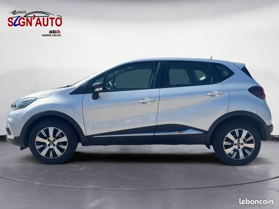 Renault Captur 2018 photo 2