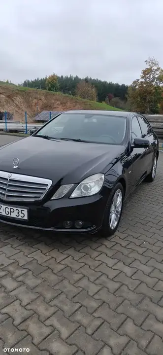 Mercedes-Benz E