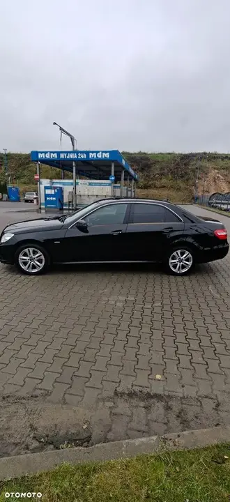 Mercedes-Benz E 2010 photo 4