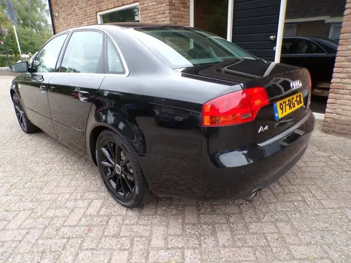 Audi A4 2005 photo 3