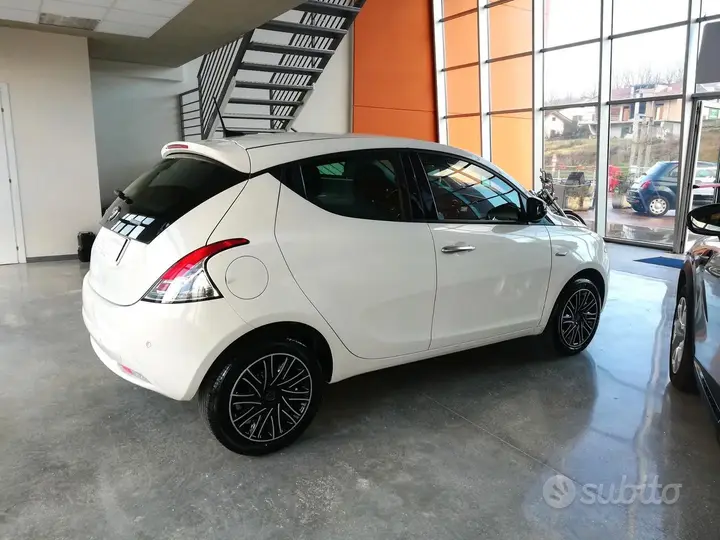Lancia Ypsilon 2022 photo 5