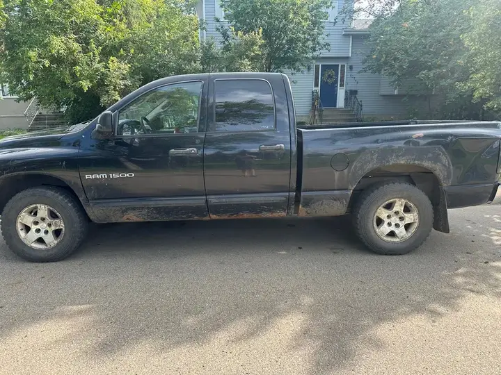 Dodge Ram 1500 2005 photo 5