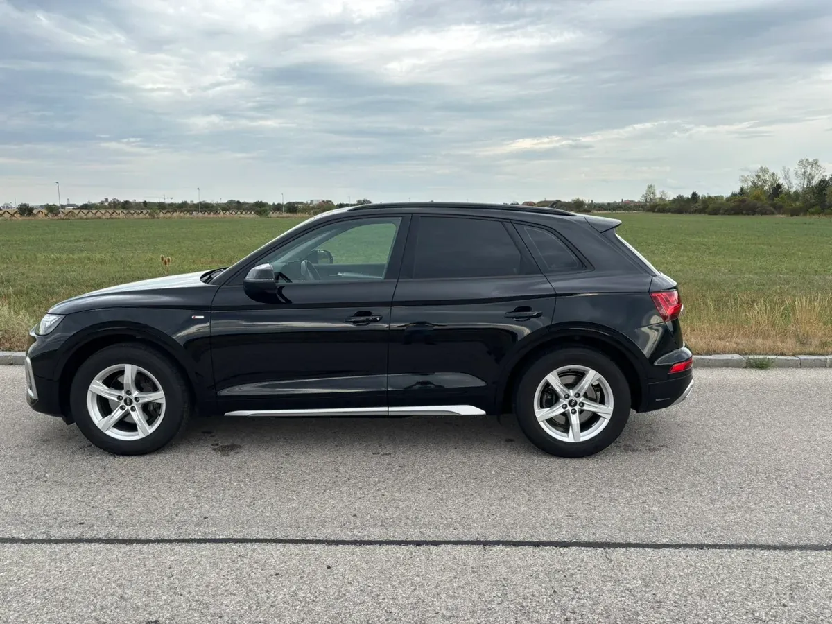 Audi Q5 2023 photo 2