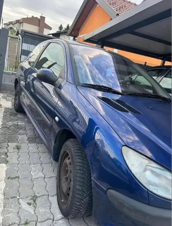 Peugeot 206