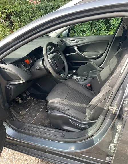 Citroen C5 2010 photo 4