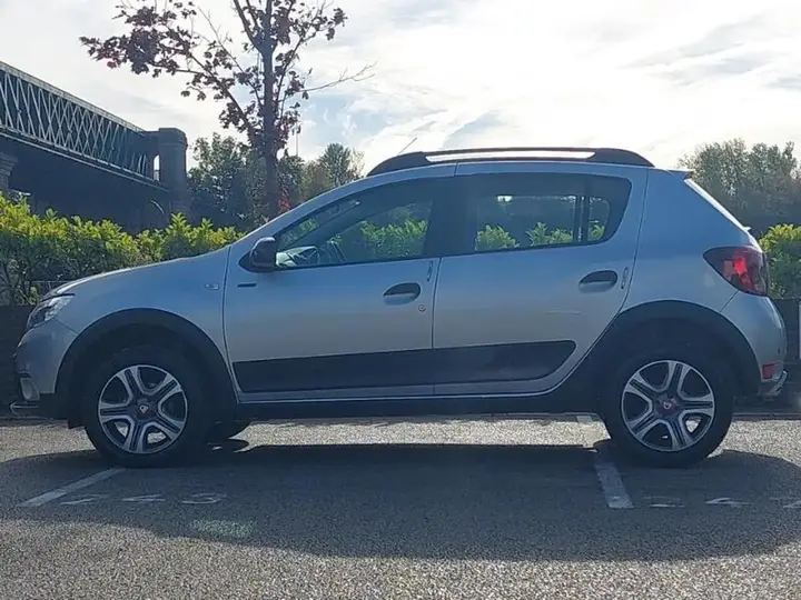 Dacia Sandero Stepway 2019 photo 4