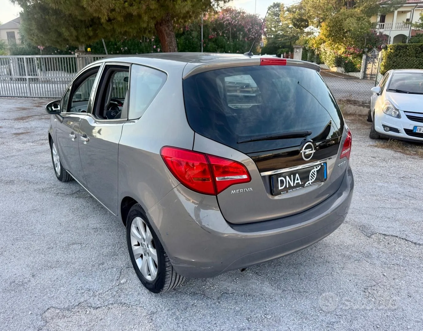 Opel Meriva 2011 photo 5