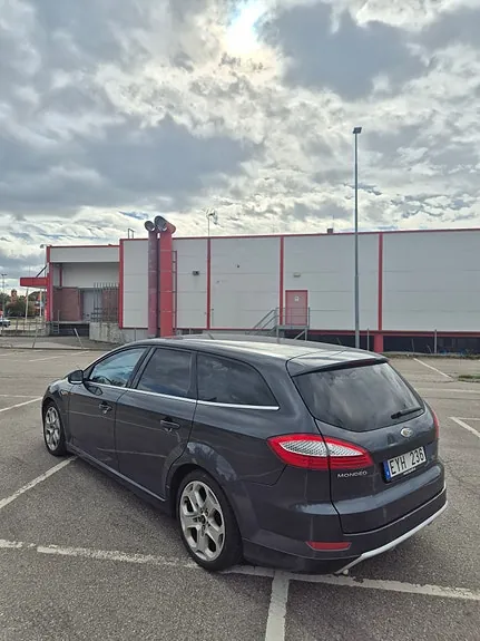 Ford Mondeo 2010 photo 4