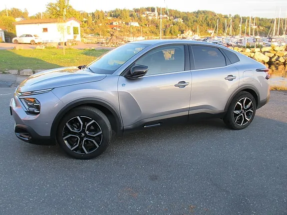 Citroen E-C4 X 2023 photo 3